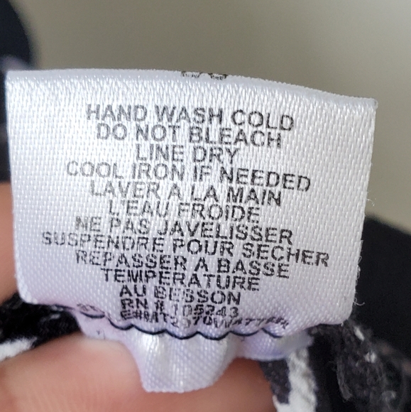 Bobeau Flowy Top - Picture 9 of 14